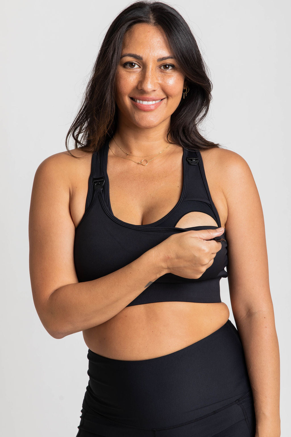 Did you know we make more than just nursing bras⁉️ Our invincible bra is  perfect for any workout including your favorite H.I.I.T cl